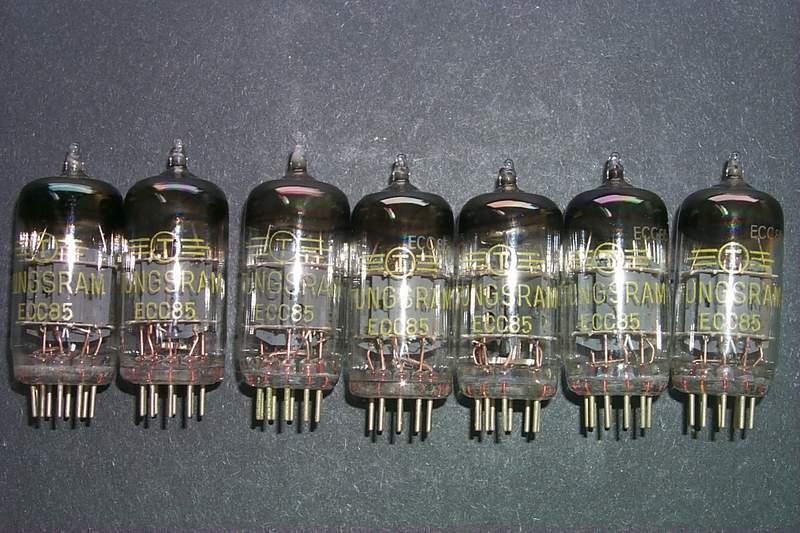 ECC85,6AQ8,vacuum tubes